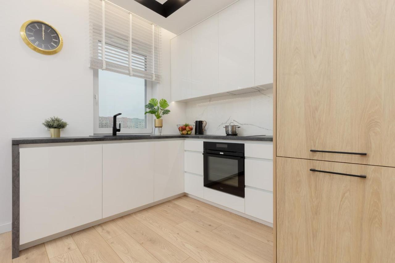 Loft Apartment With Parking In Warsaw By Noclegi Renters Dış mekan fotoğraf